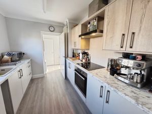 Photo 6- click for photo gallery